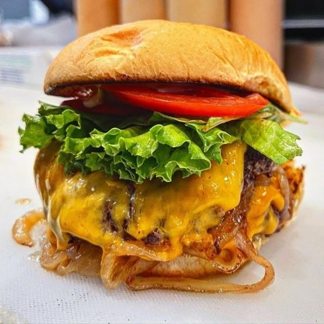 DOUBLE DECKER.